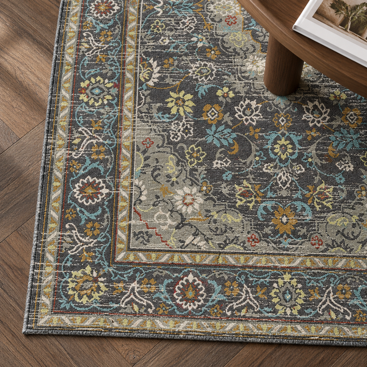Détail du motif et de la bordure du tapis Solène, vu du dessus